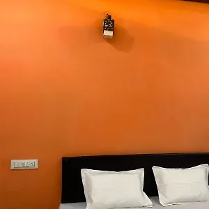 Saanvi Residency Hotel Varanasi